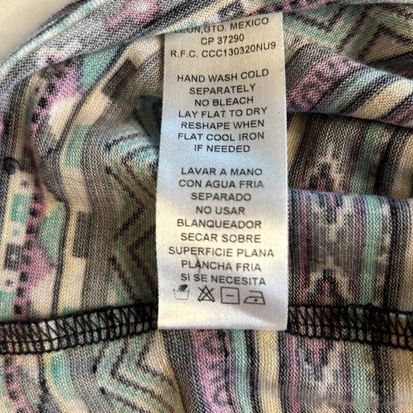 3/$25 Roper Multi Aztec Print Scoop Neck Western Cowgirl L/S T Shirt. Size L - Picture 7 of 10